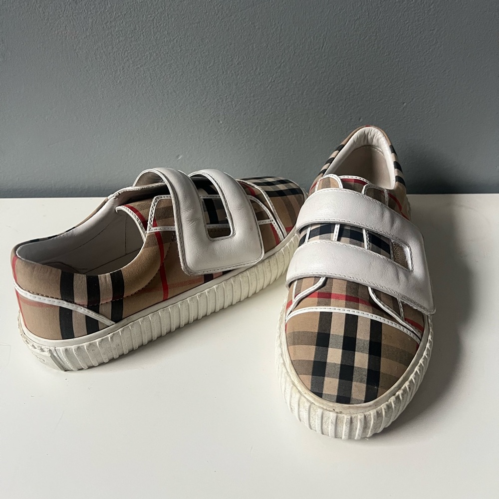 Burberry Shoes